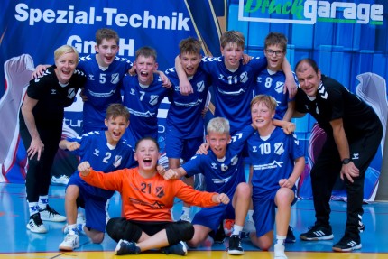 D -männlich - Spannender Heimsieg zum Saisonauftakt